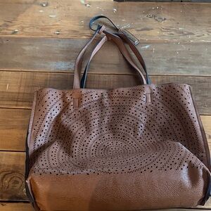 Street Level Tan/Black Reversible Perforated Tote